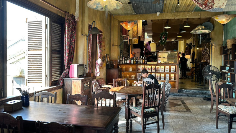 ホイアンのカフェ